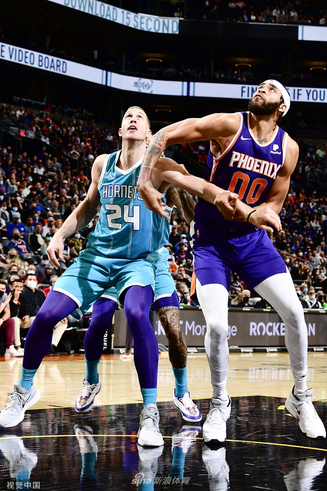 以至少25 以至少25